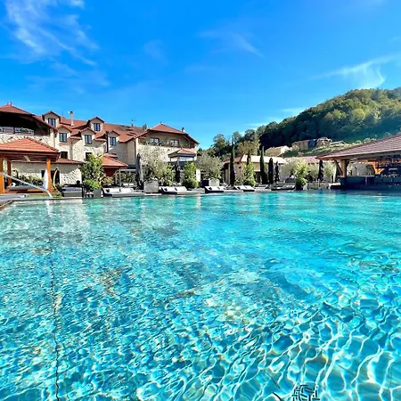 Domaine De La Klauss & Spa, Restaurant Gastronomique Le K 호텔 Montenach